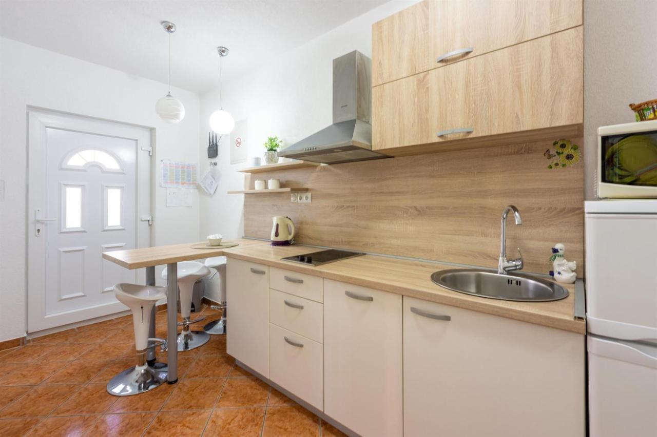 Apartments Pera Селце Екстериор снимка