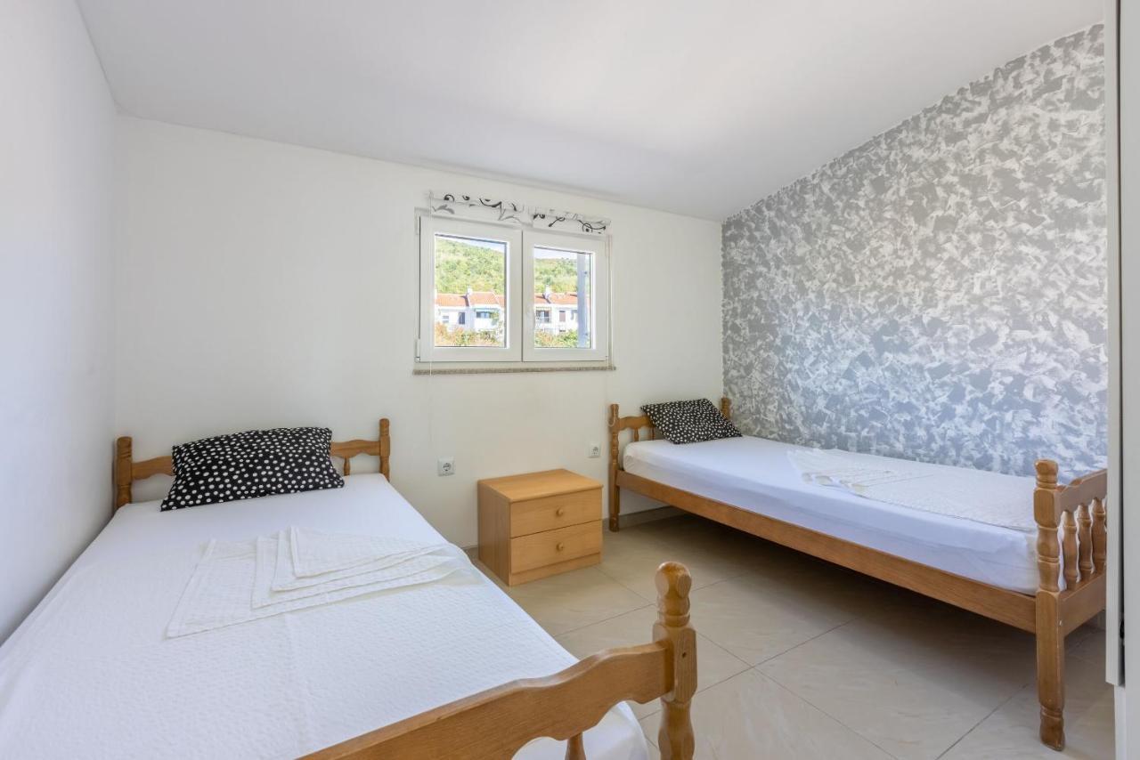Apartments Pera Селце Екстериор снимка